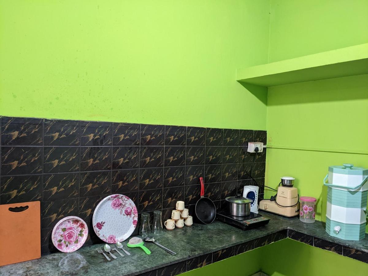 Shree Nivas Homestay Puri Exterior foto