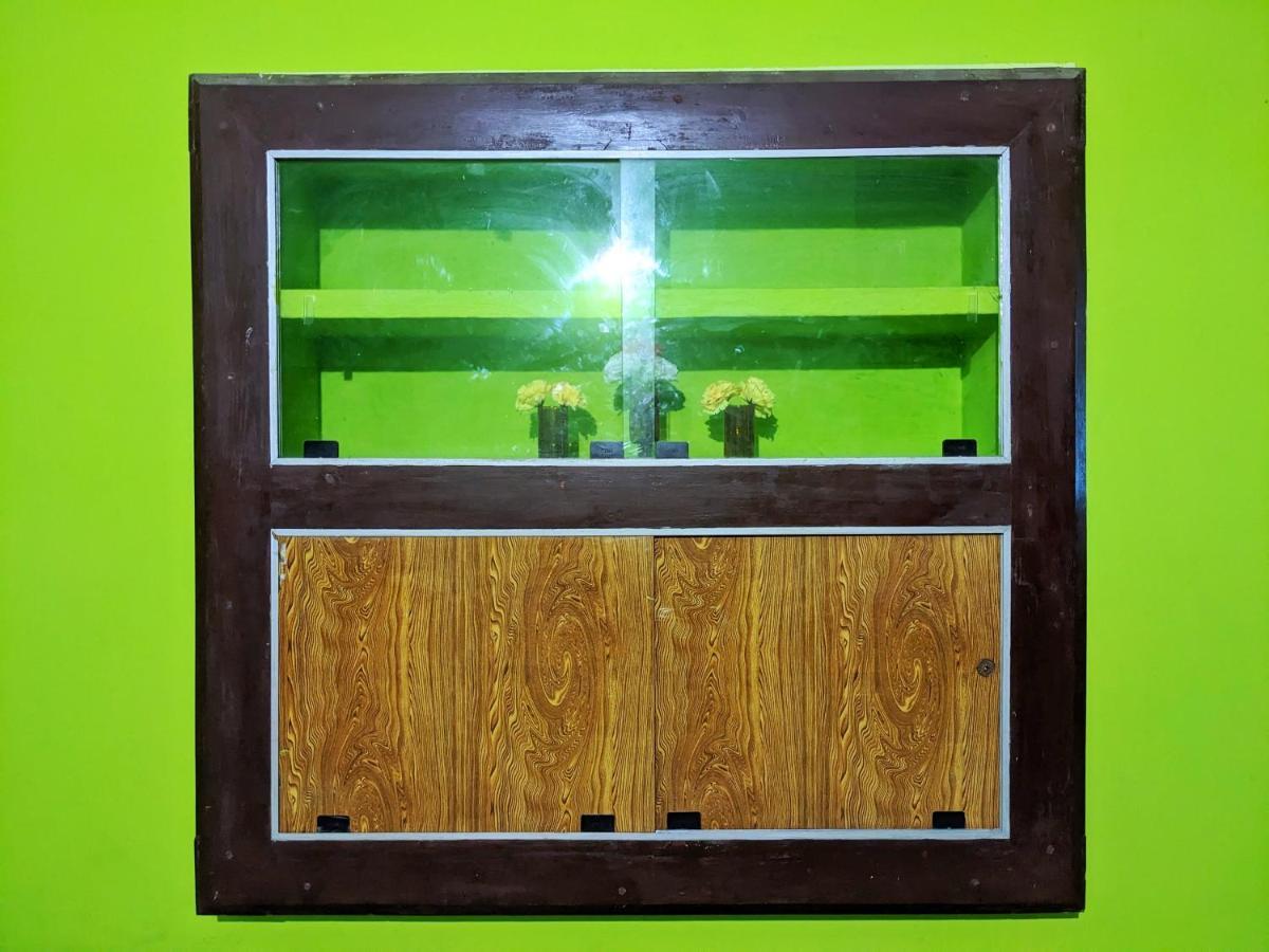 Shree Nivas Homestay Puri Exterior foto