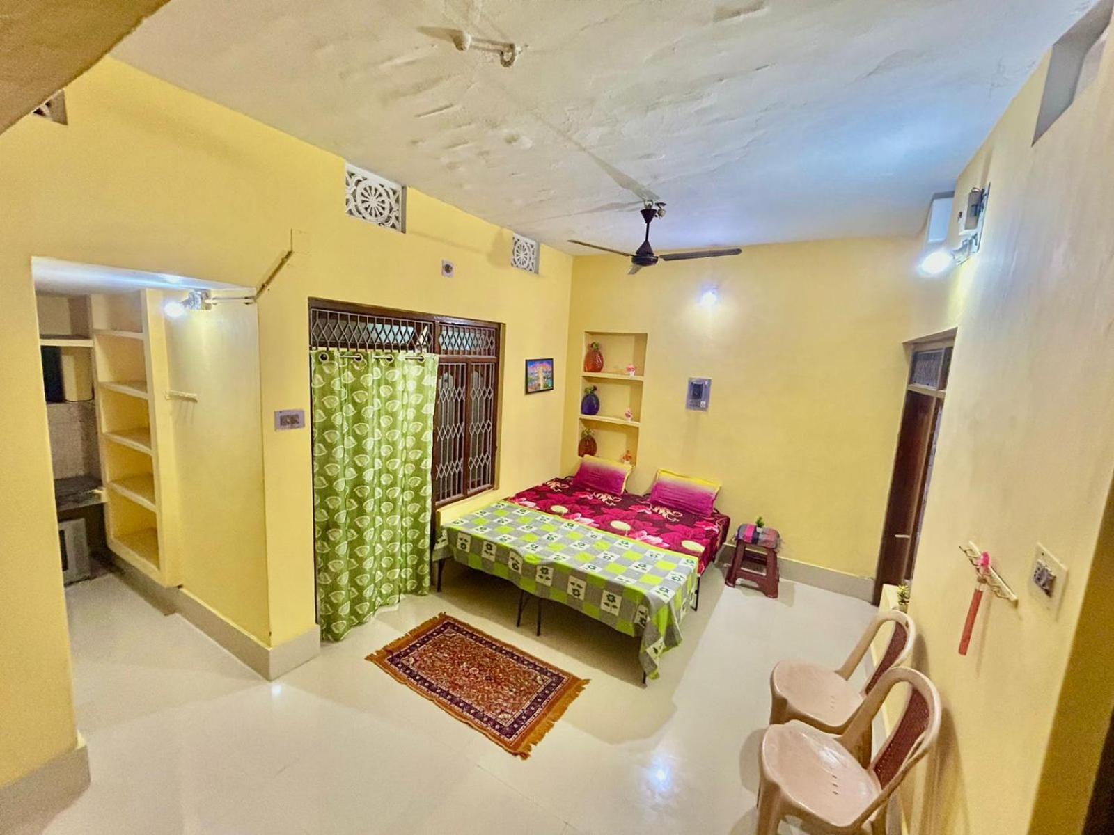 Shree Nivas Homestay Puri Exterior foto