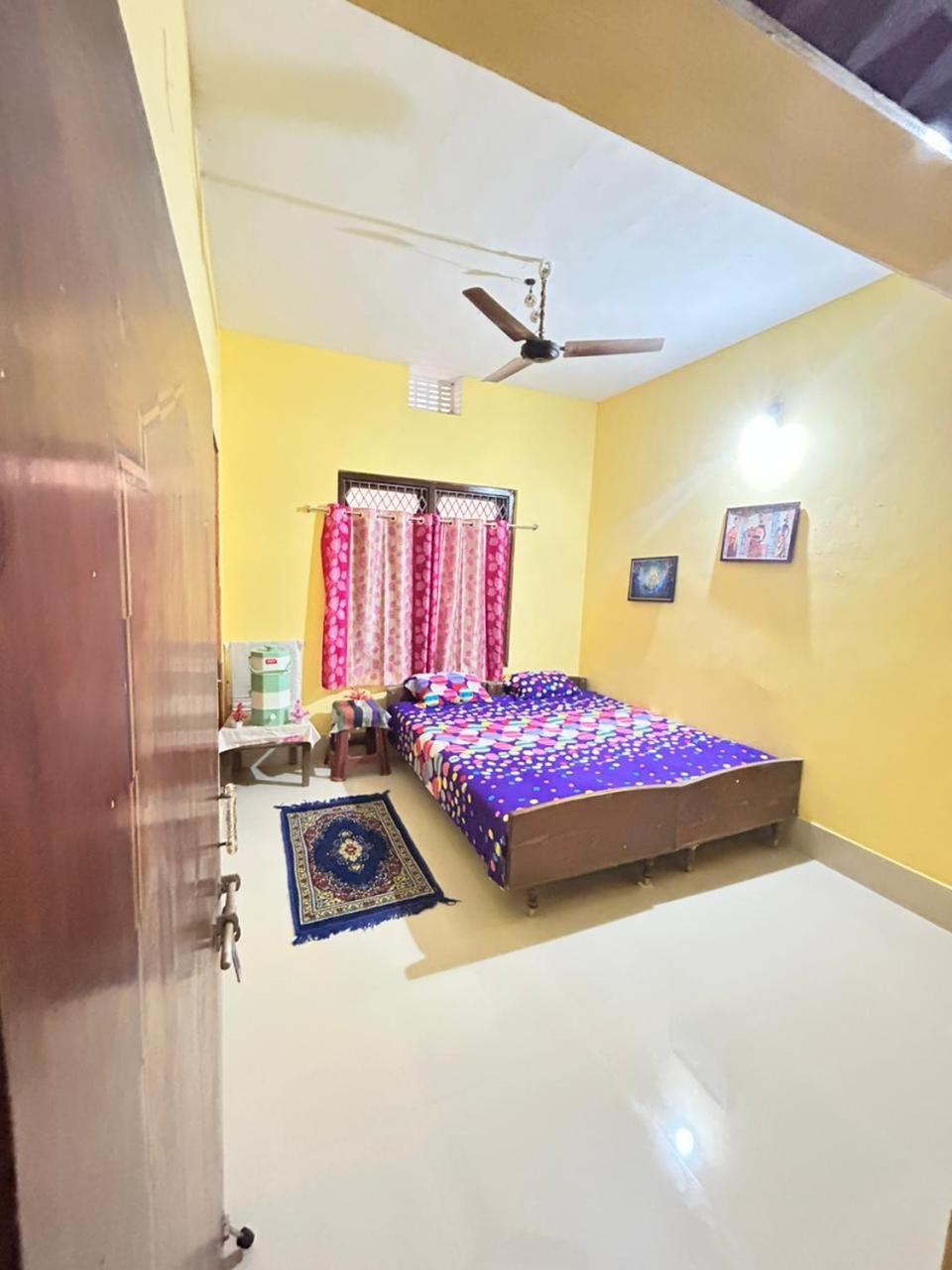Shree Nivas Homestay Puri Exterior foto