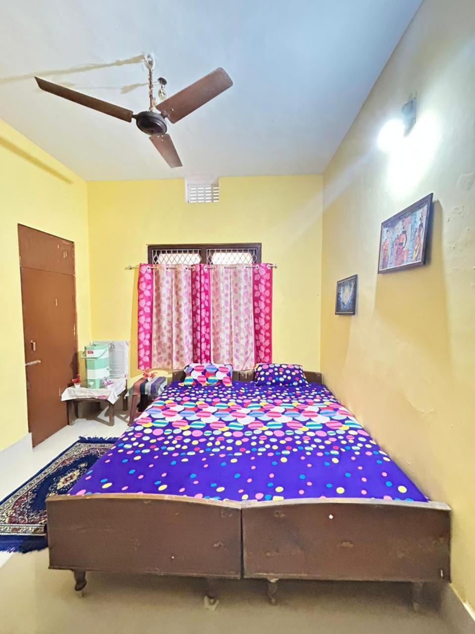 Shree Nivas Homestay Puri Exterior foto