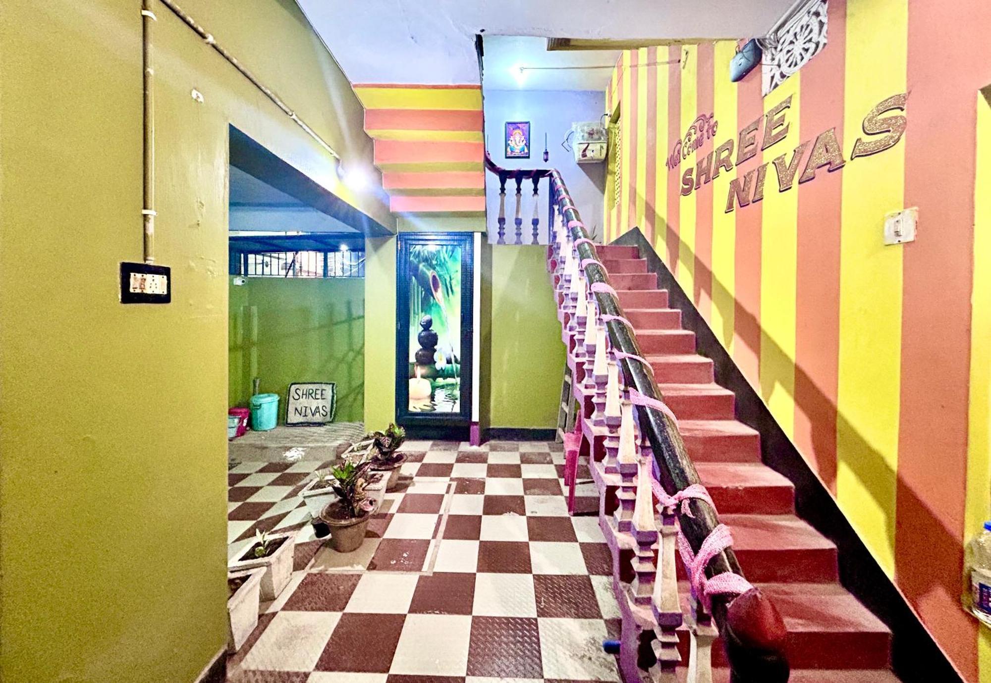 Shree Nivas Homestay Puri Exterior foto