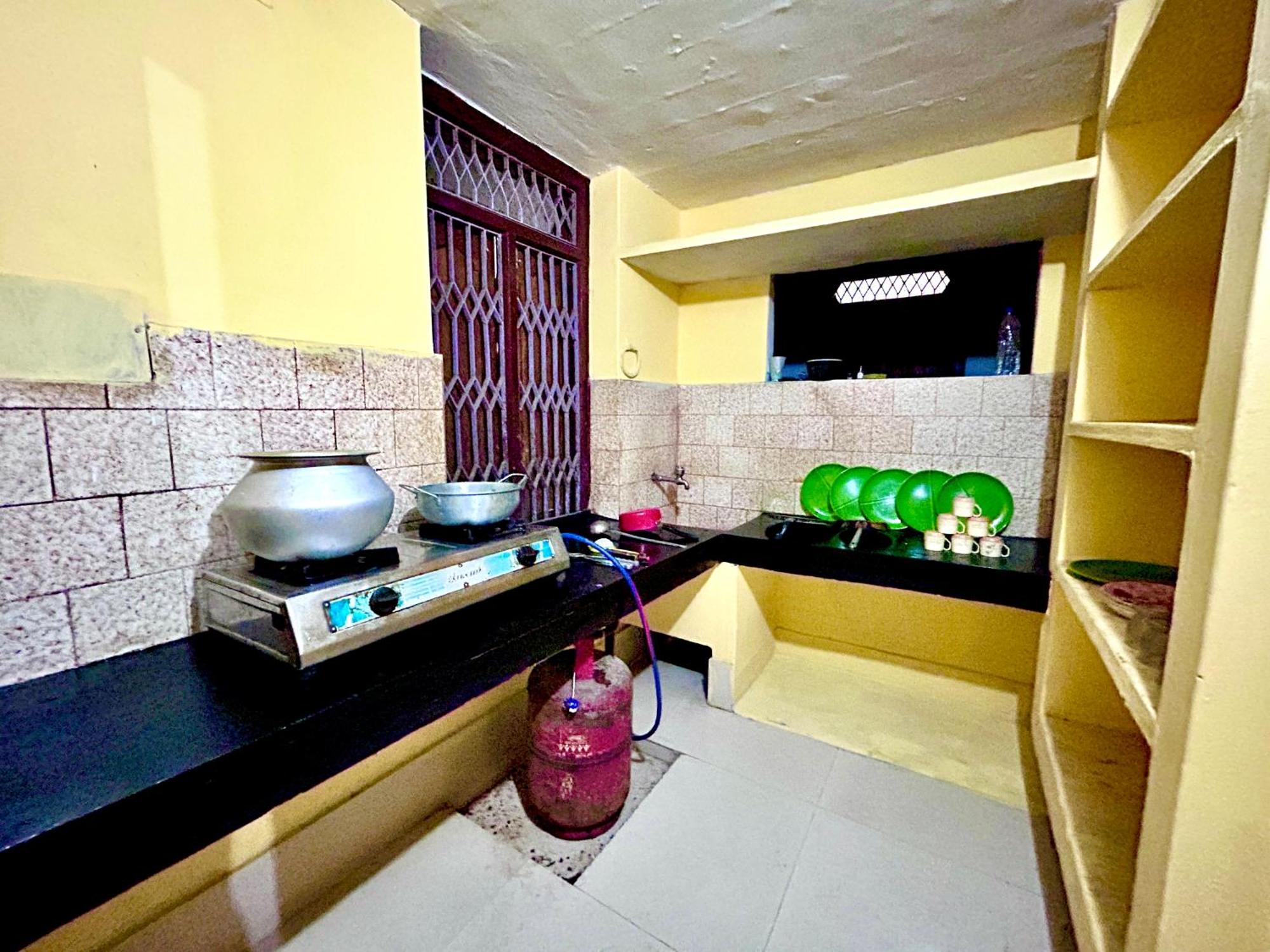 Shree Nivas Homestay Puri Exterior foto